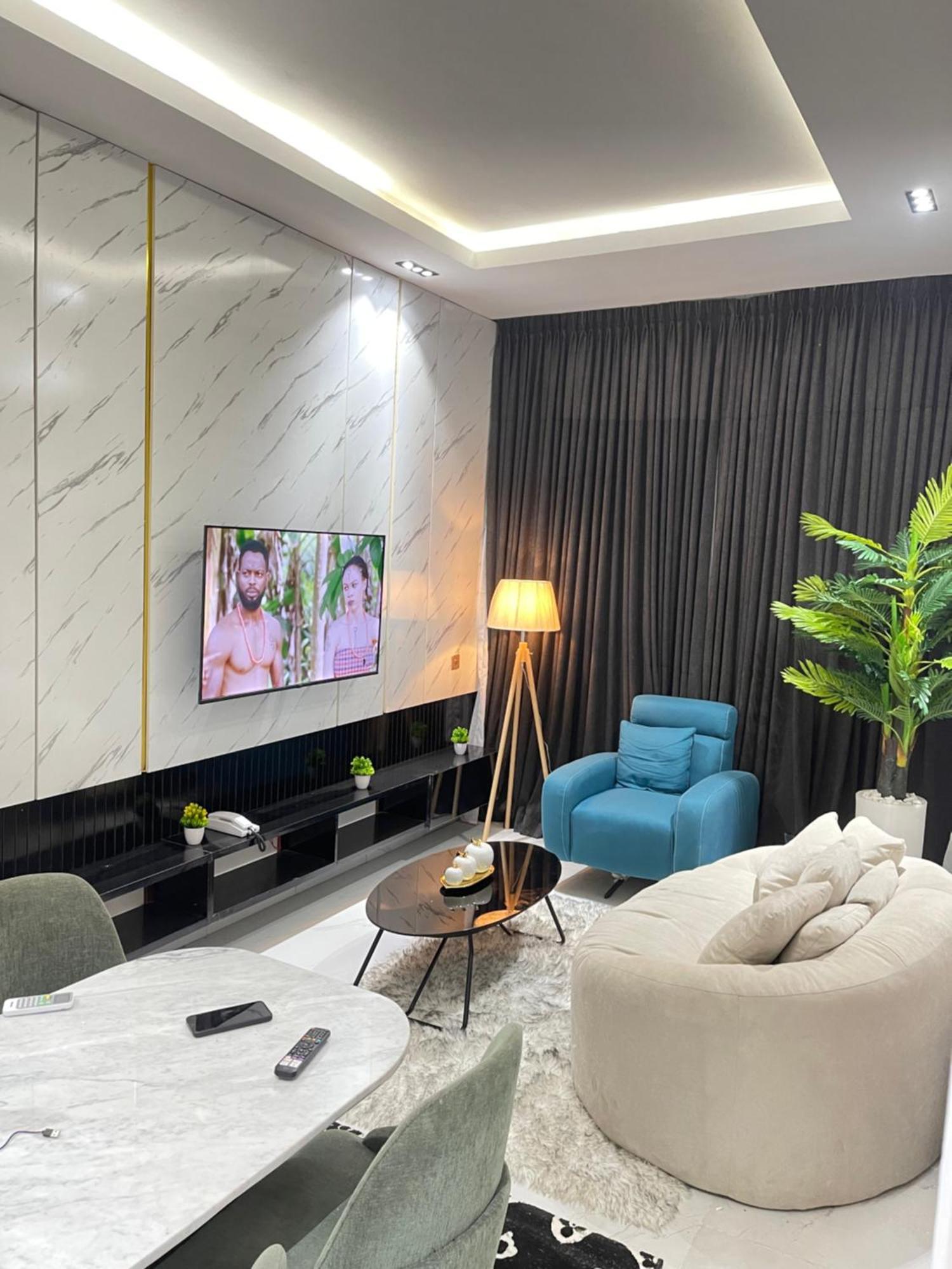 Austra Hotels And Apartments Maitama Абуджа Екстер'єр фото